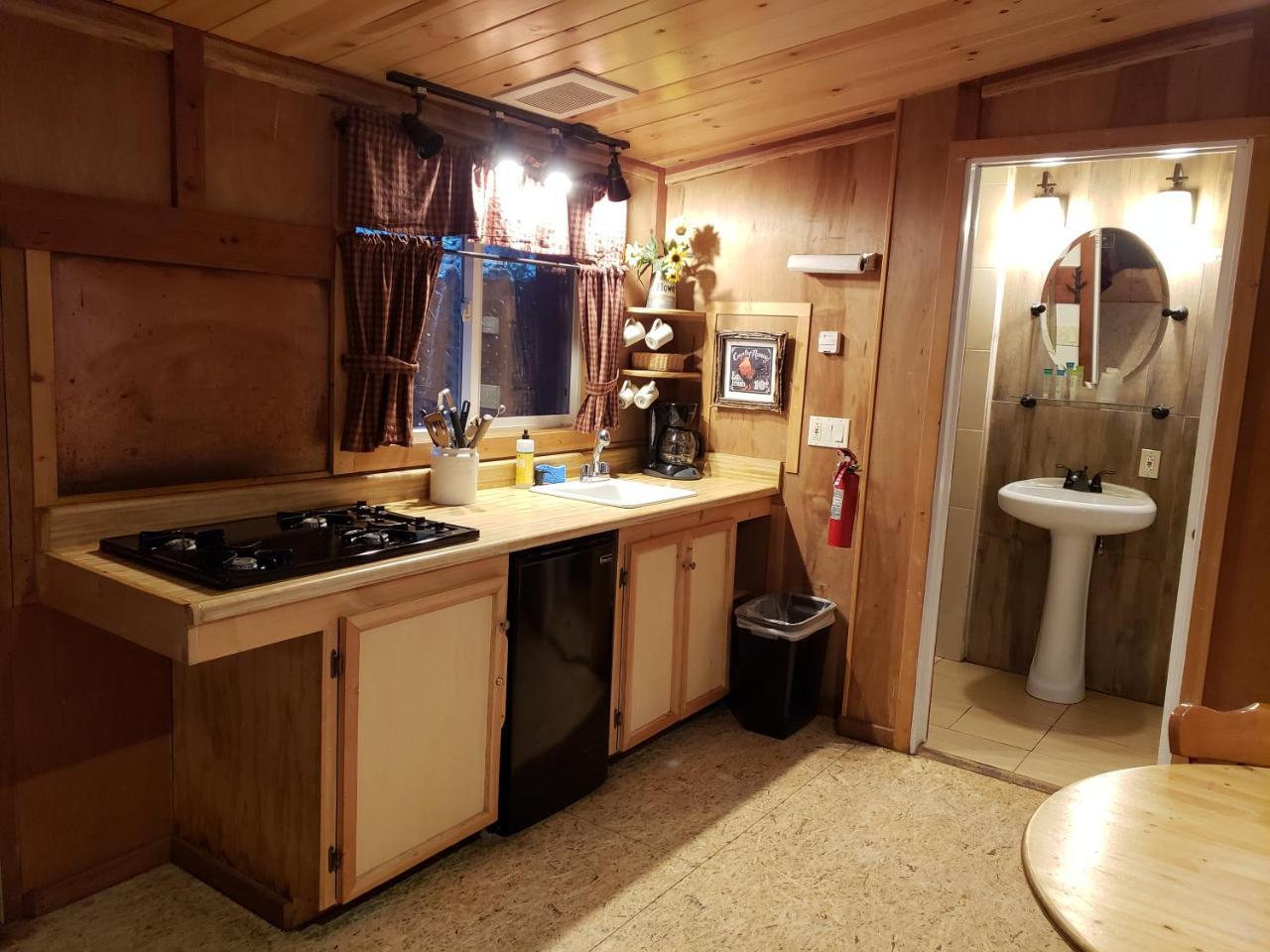 Riverside Campground & Cabins Big Sur Buitenkant foto